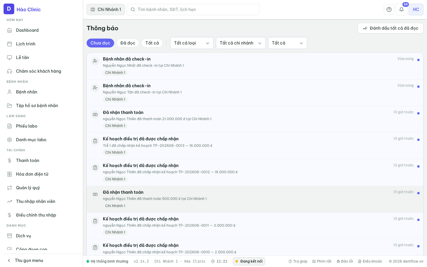 Chuông báo (bell icon) với badge số thông báo chưa đọc, và trang /notifications xem đầy đủ.